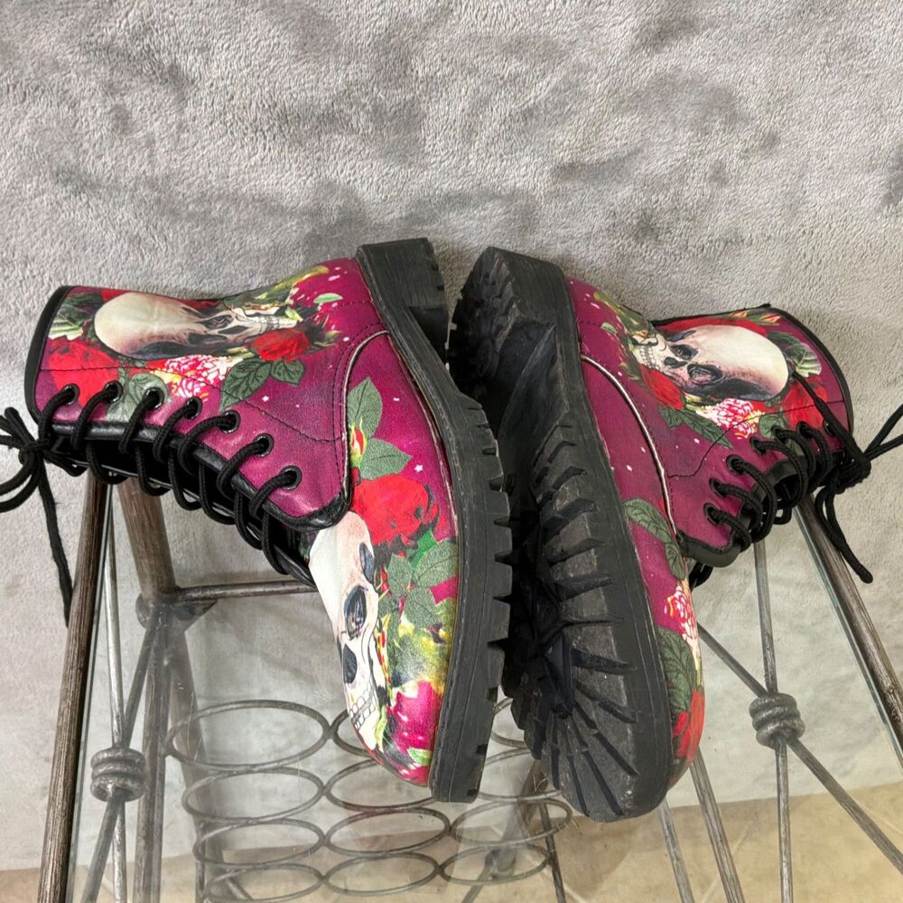 WOMENS Skull Roses Combat Boots Goth Festival Rave Sz 40 / US 9 pink purple - Picture 6 of 8